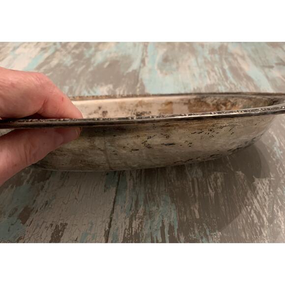 Vintage Wm Rogers Silverplate Oval Vegetable Serving Dish Harvest Pattern 5712 - Picture 7 of 7